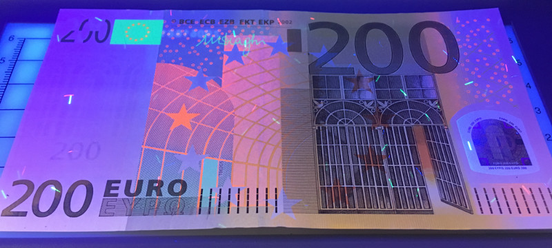 ������������� �������� 200 ���� � ���������������� ���������